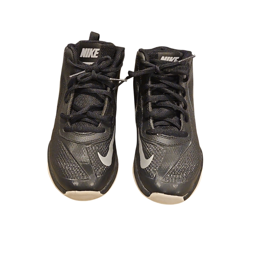 Nike Team Hustle D7 Black Sneakers - Picture 2 of 7